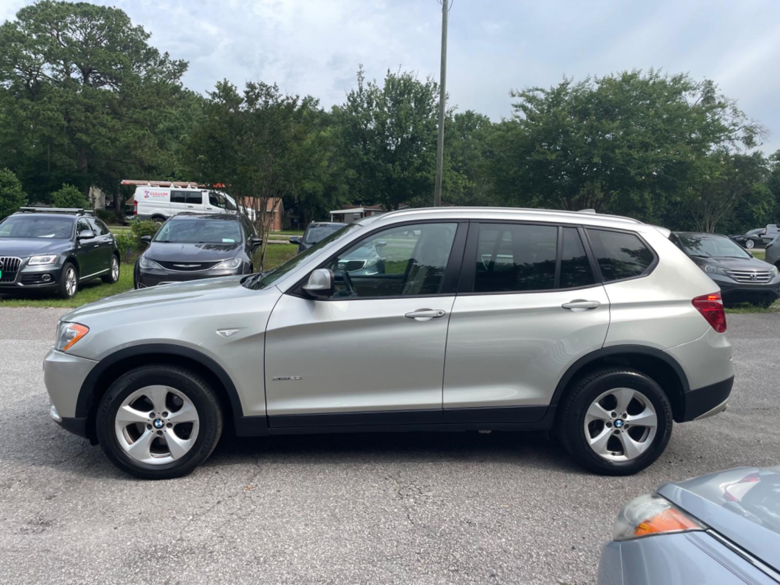 2012 SILVER BMW X3 XDRIVE28I (5UXWX5C53CL) with an 3.0L engine, Automatic transmission, located at 5103 Dorchester Rd., Charleston, SC, 29418-5607, (843) 767-1122, 36.245171, -115.228050 - Clean & Spacious interior with Leather, CD/AUX/USB, Dual Climate Control, Power Everything (windows, locks, mirrors), Power Liftgate, Push Button Start, Keyless Entry, Alloy Wheels, Spacious Cargo. Local Trade-in!! 114k miles Located at New Life Auto Sales! 2023 WINNER for Post & Courier's Charlest - Photo #3